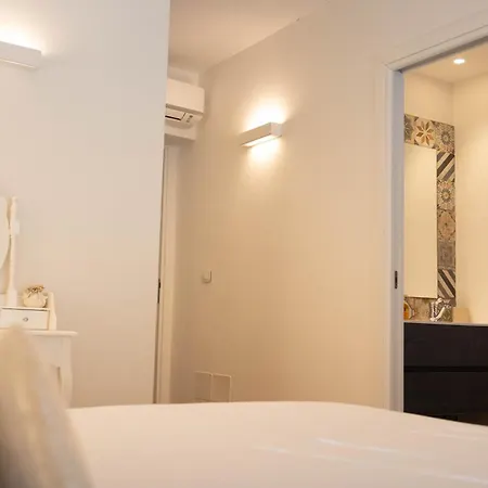Luxury House 公寓 *