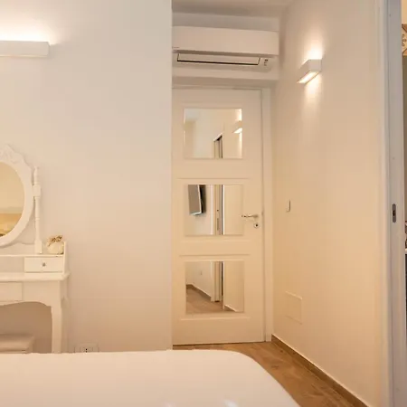 公寓 Luxury House 切法卢