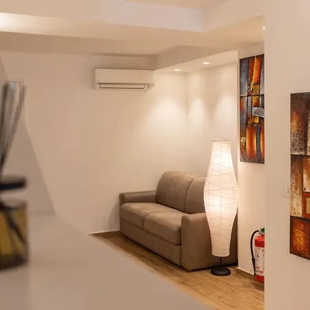 Luxury House Apartmán *