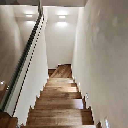 Luxury House דירה