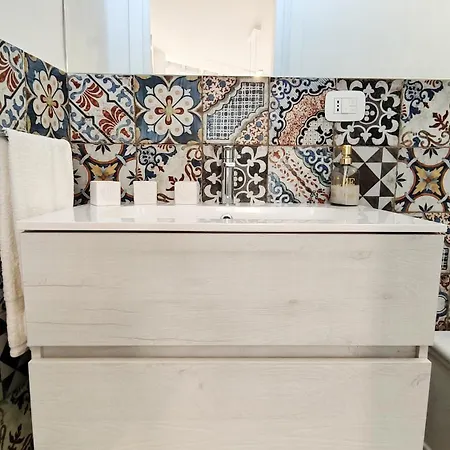 Luxury House דירה