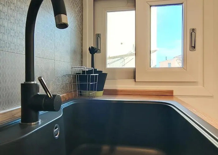 Luxury House Apartment *